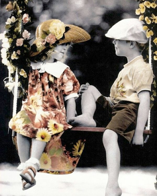CHILDREN IN SWING|5 D DIAMOND PAINTING